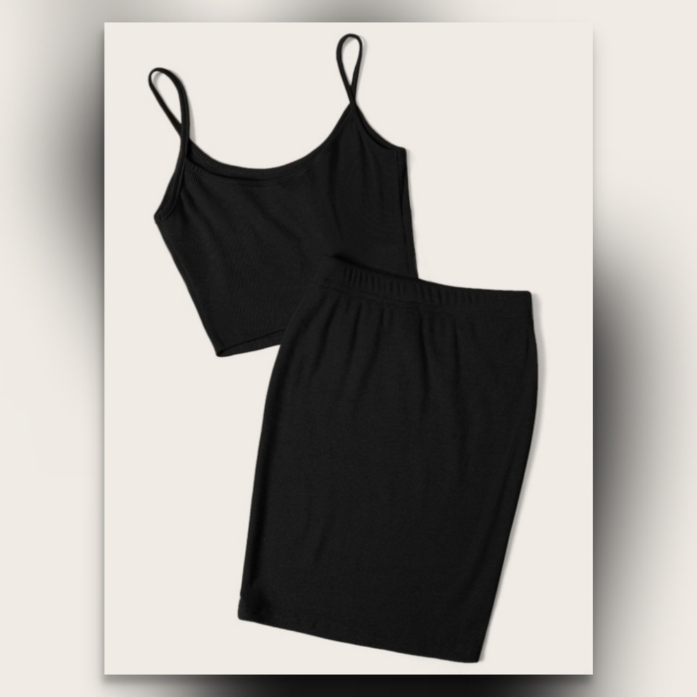 🖤CROP TOP SKIRT SET 🖤